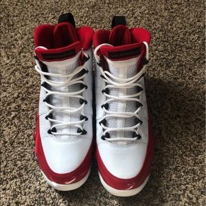 Jordan Retro 9 Gym Red
